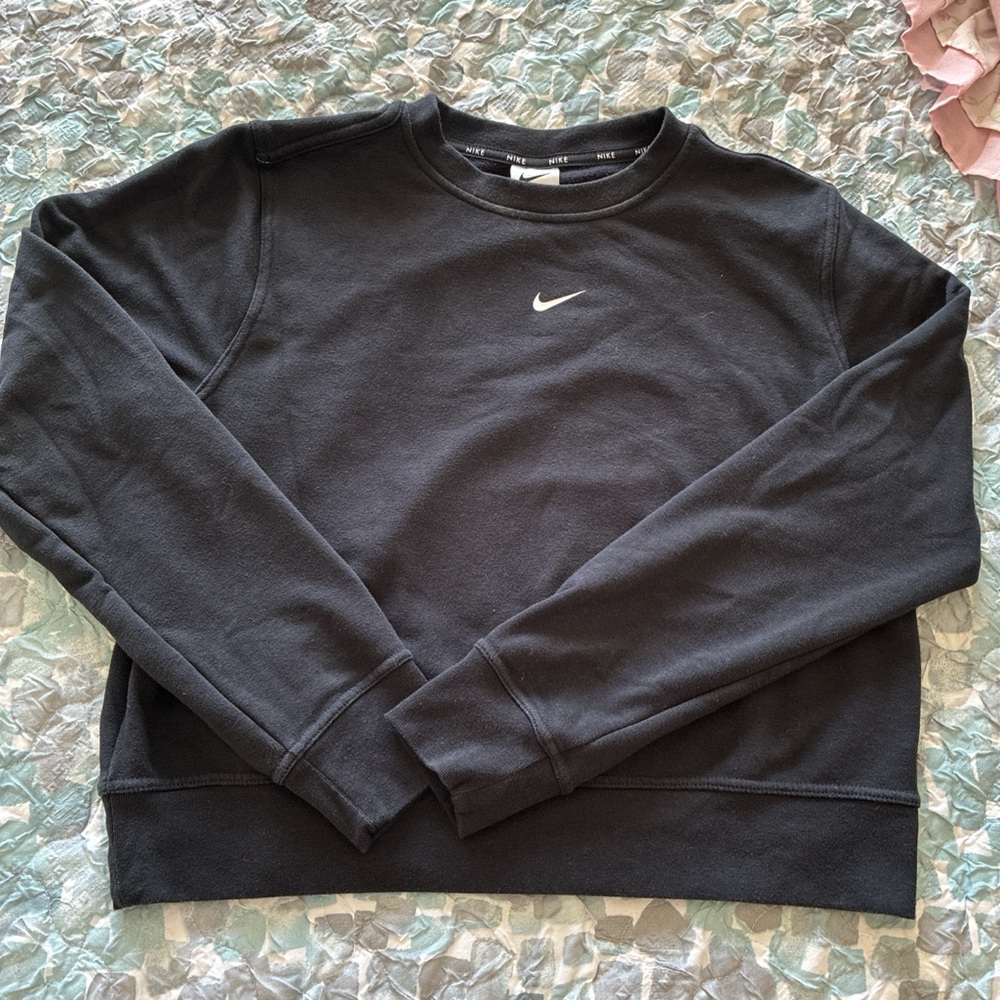Nike Womens Black Sweater